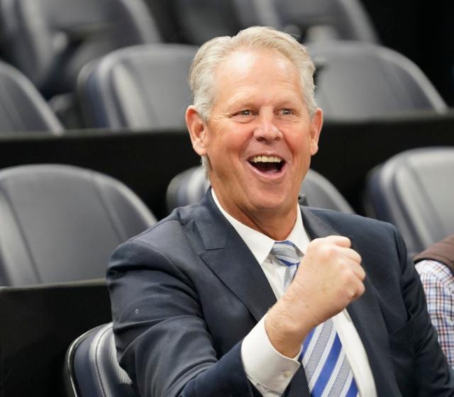 拆家教科书！米切尔+戈贝尔换回9球员7首轮3互换